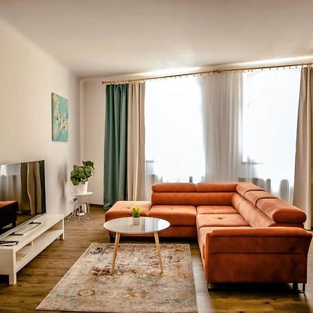 Luxusni Studio Na Velkem Namesti, Wi-Fi, Netflix Hradec Králové 外观 照片